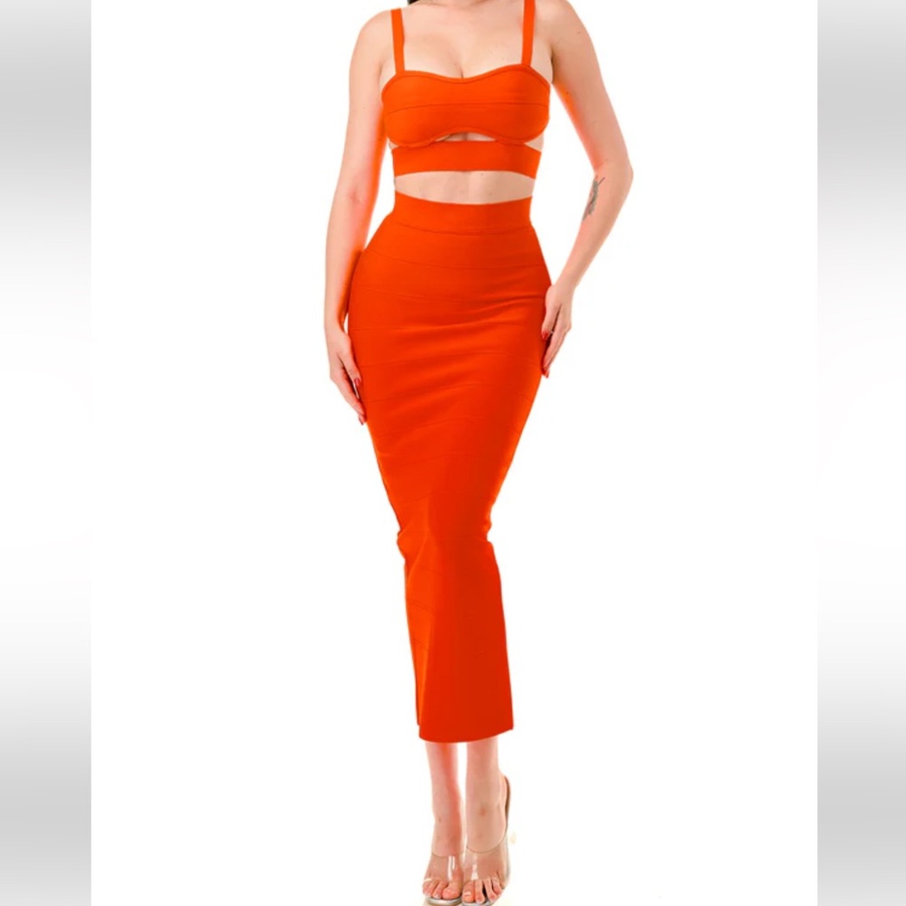 Bandage 2 piece skirt set set never worn no tags